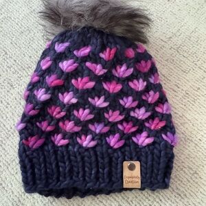 Exquisite Creative Knit Beanie with Pom Pom
